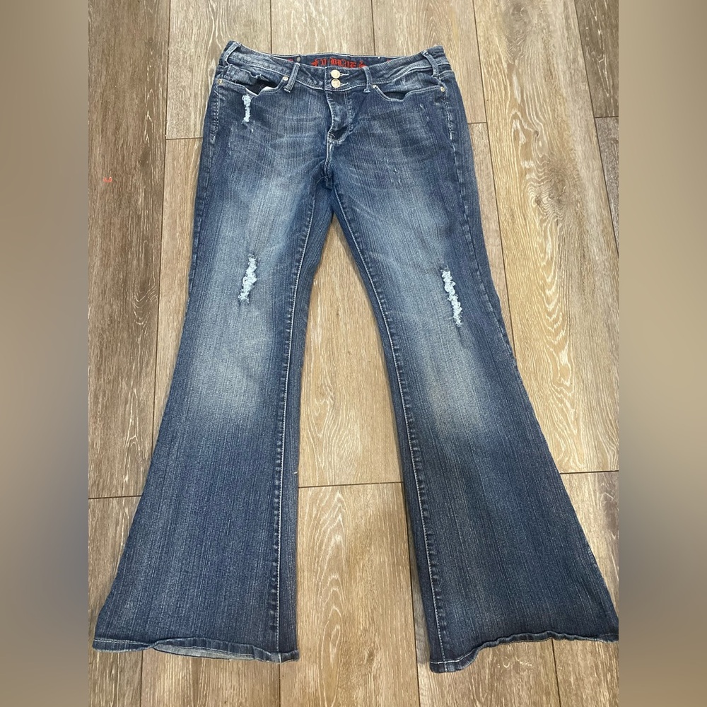 V-Blue Low Rise Distressed Flare Jeans Union Jack Pockets Size 11/12